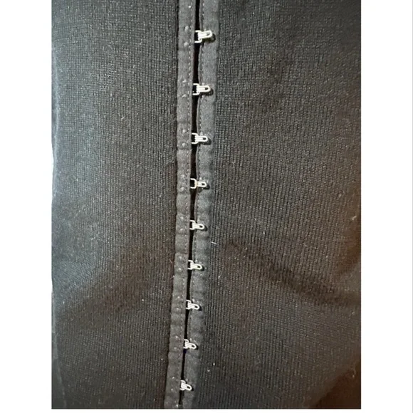 Alexander McQueen’s McQ high neck top - Picture 6 of 6